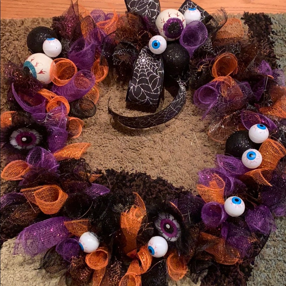 U Eyeballing Me. Halloween custom wreath
